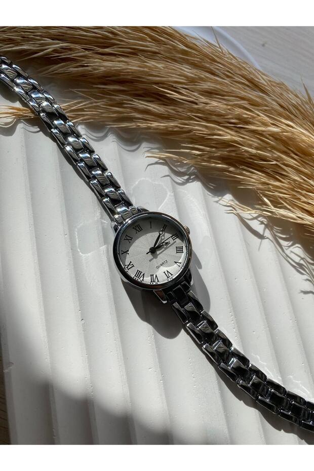 Rubsey Vintage Women's Wristwatch Retro Minimal Bead Model 1 Piece