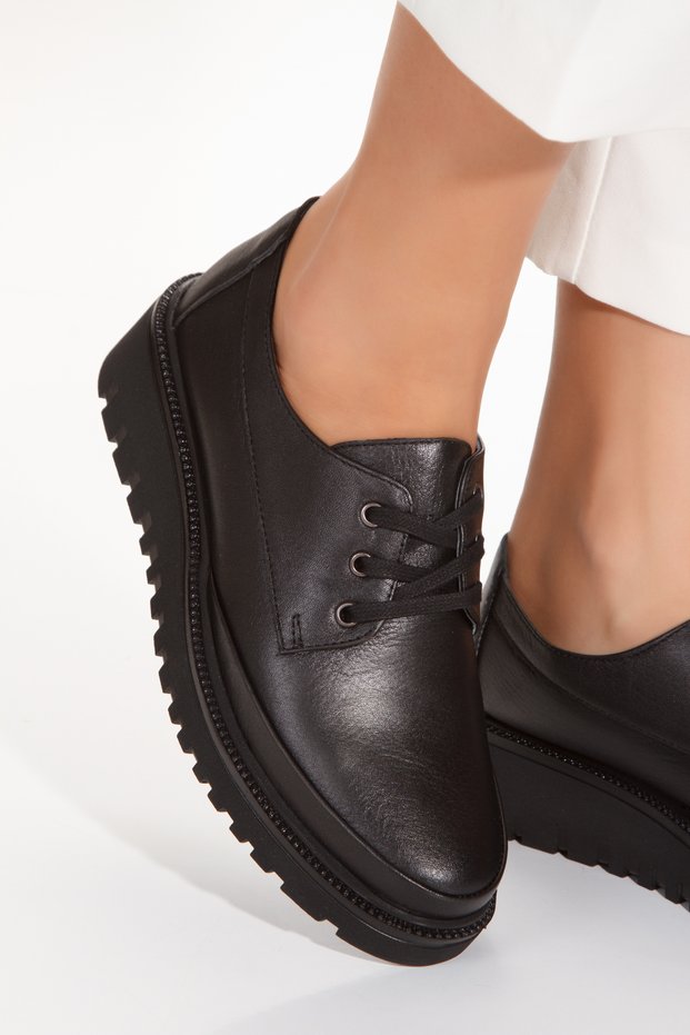 Genuine Leather Orthopedic Sole Lace-Up Women's Casual Shoes