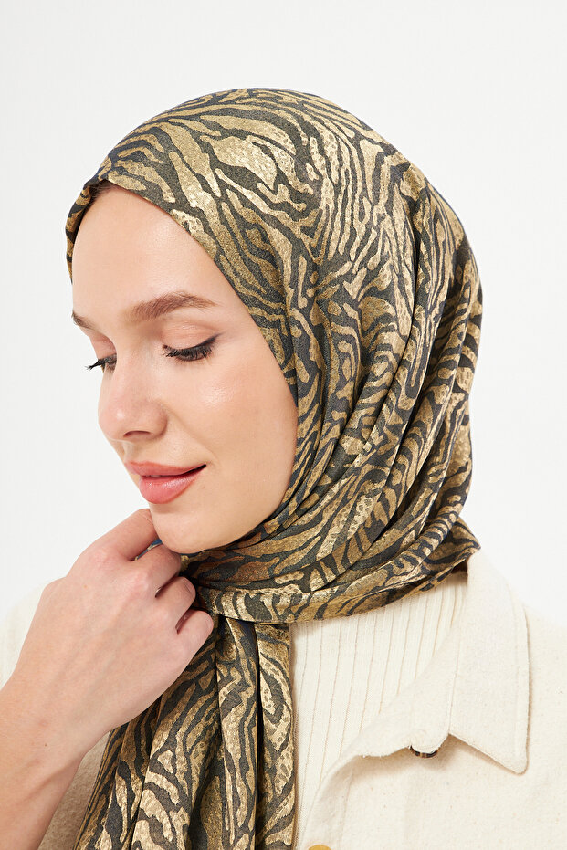 Gi Shine Diagonale Jacquard Shawl - Gold Black -