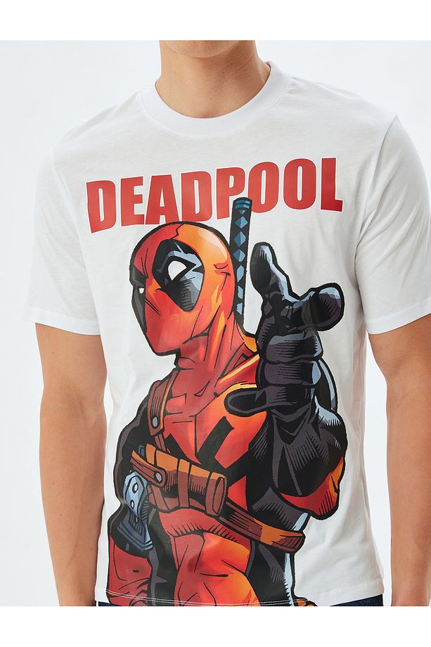 Bisiklet Yaka Pamuklu Kısa Kollu Lisanslı Deadpool Tişört - 5