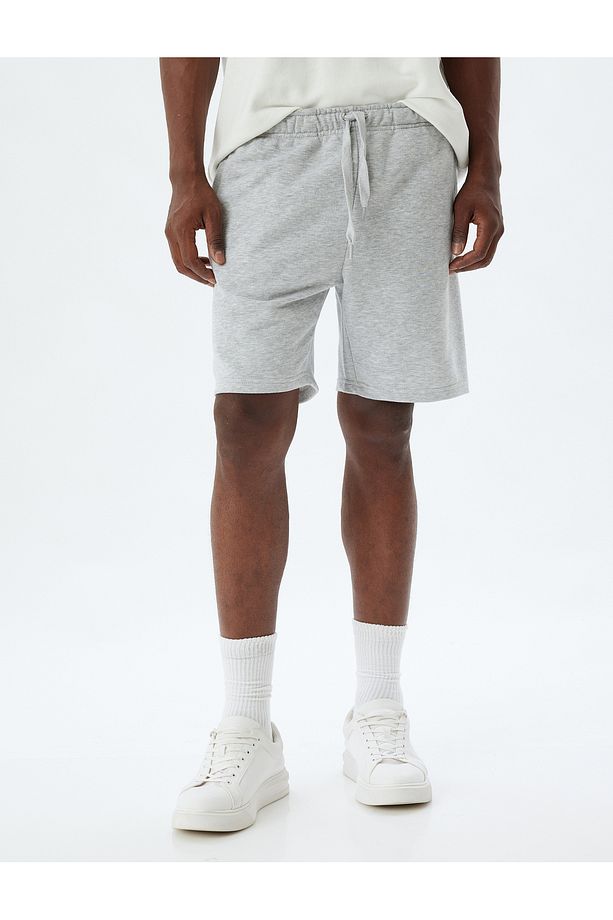Spor Şort Oversize Beli Bağcıklı Cep Detaylı Pamuk Karışımlı - 3