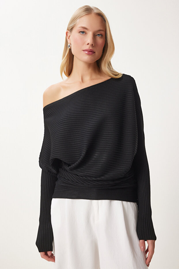 Women's Black Asymmetric Collar Ribbed Sweater Fn03383