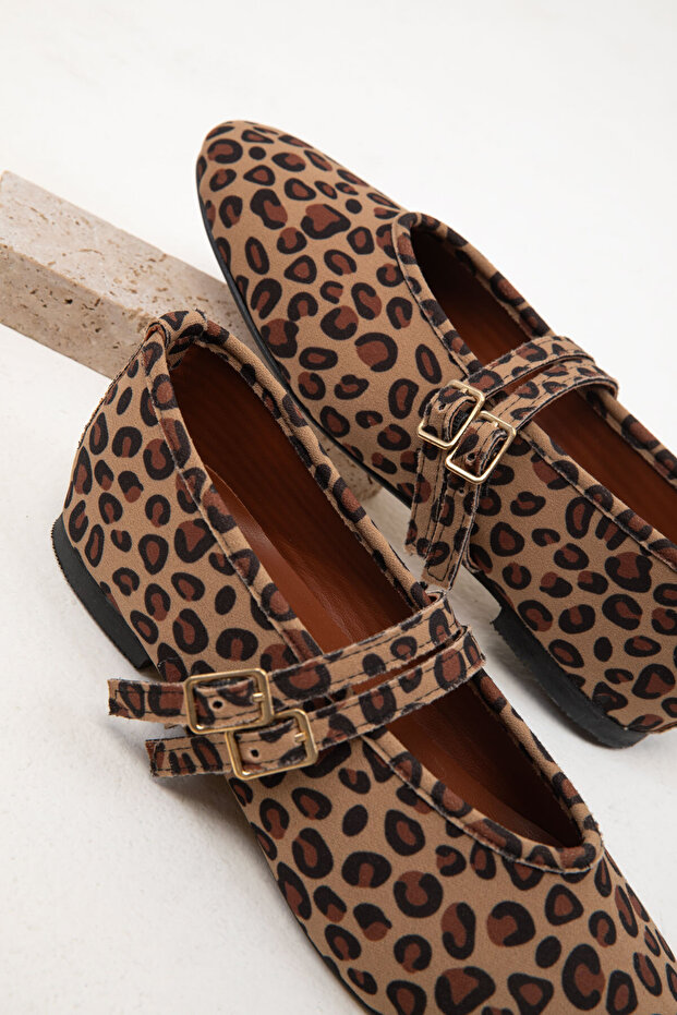 Dámske baleríny s leopardím vzorom - 19937 - 2