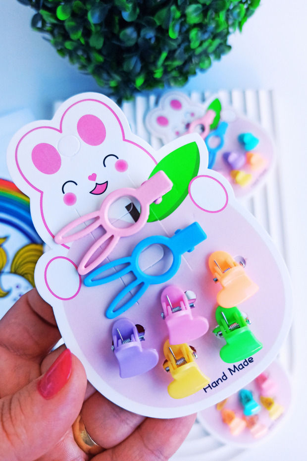 Girl's Colorful Rabbit and Star Figure Card Buckle Set (2 Pens 5 Pegs)
