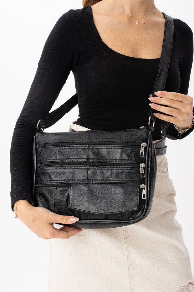 Women's Genuine Leather Multi-Compartment Zippered Capless Black Shoulder and Messenger Bag / Casual Leather Bag