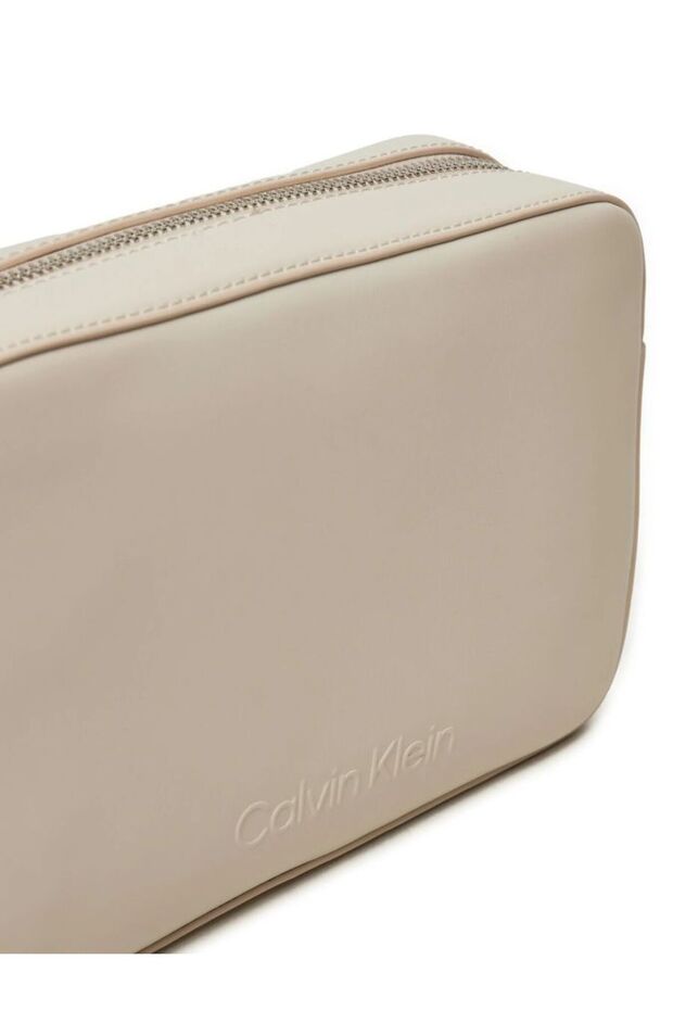 EMBOSSED LOGO CAMERA BAG - 4