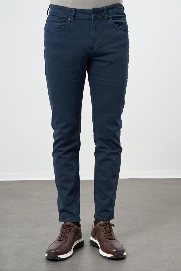 Men's Dark Navy Blue Cotton 5-Pocket Slim Fit 5-Pocket Trousers 1003245318