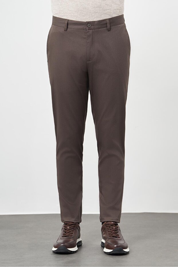 Men's Dark Camel Cotton Comfort Fit Chino Trousers with Side Pockets 1003245164