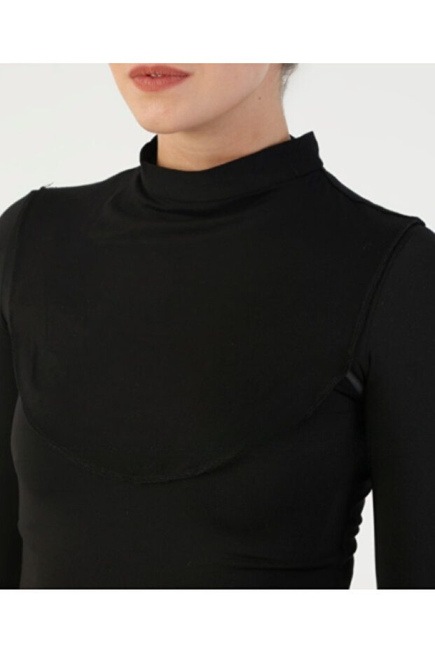 طوق الرقبة الأسود - 1