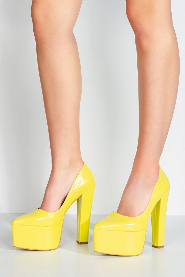 Sarı Klasik Sivri Kalın Topuklu Sivri Platformlu Kadın Abiye Ayakkabı 25034se - 1
