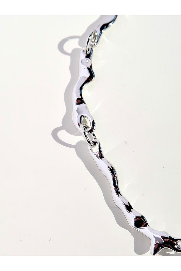 Soyut Şekilli Rodyum Choker Kolye - 4