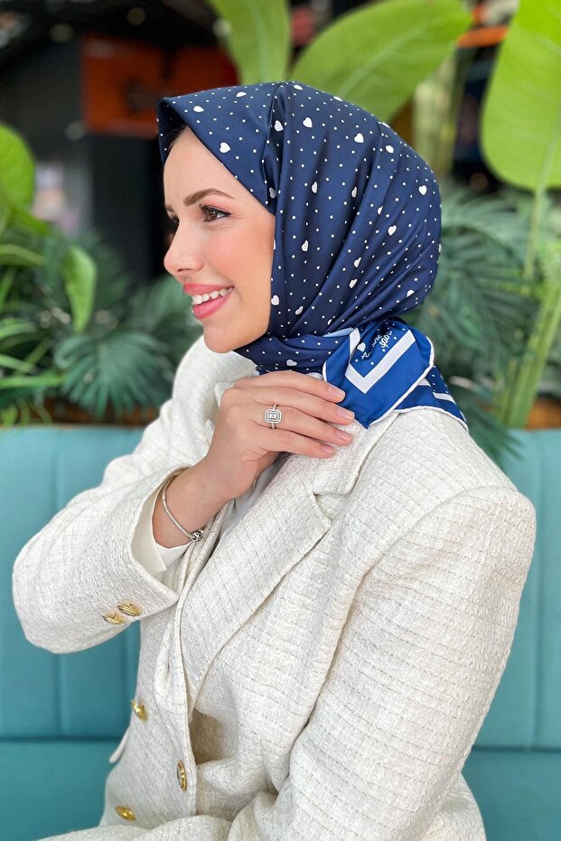 Sport Scarf - 10020P-18 - Tivil - Heart Patterned