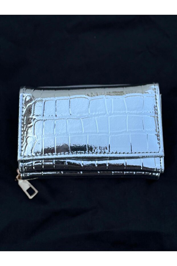 Silver Crocodile Patterned Multi-Compartment Wallet - 1