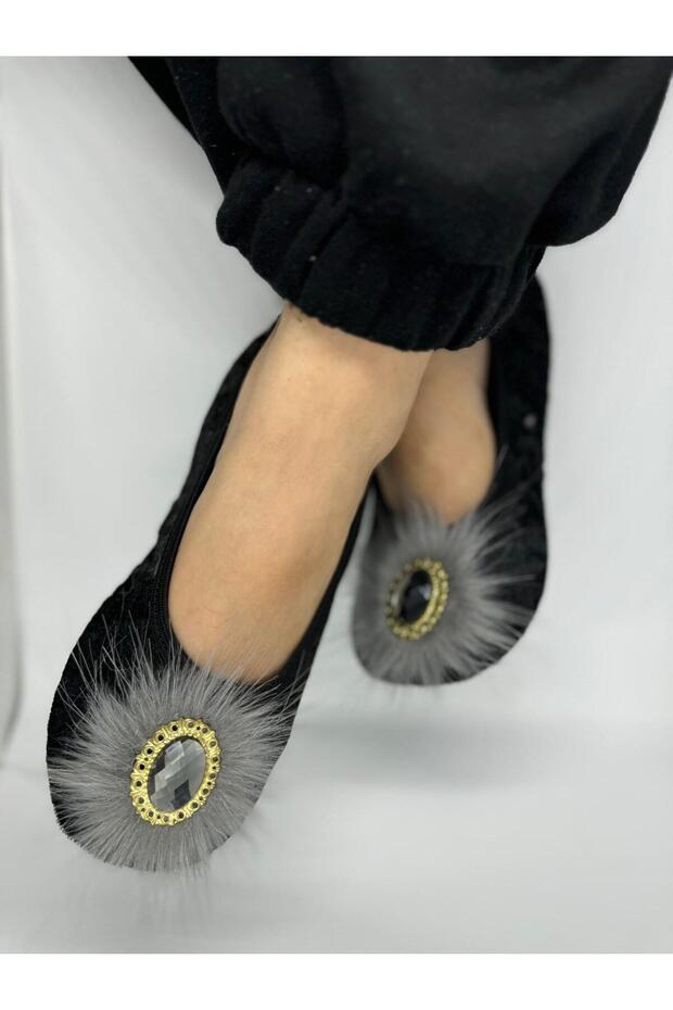 Elegance and Comfort in One: Hürrem Stoned Home Flats Booties