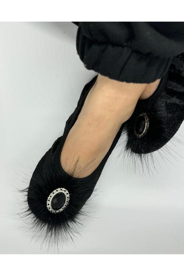 Elegance and Comfort in One: Hürrem Stoned Home Flats Booties