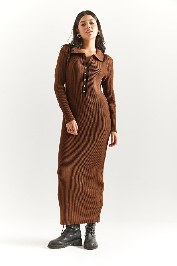 DÜĞMELİ TRİKO ELBİSE - 4