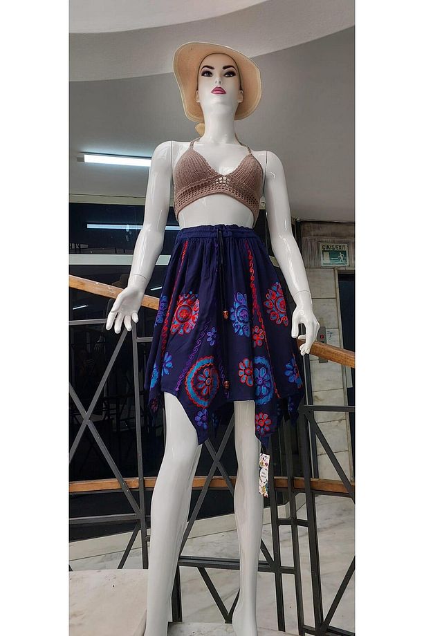 Hint Otantik Batik İşlemeli Kısa Yıldız Etek - 1
