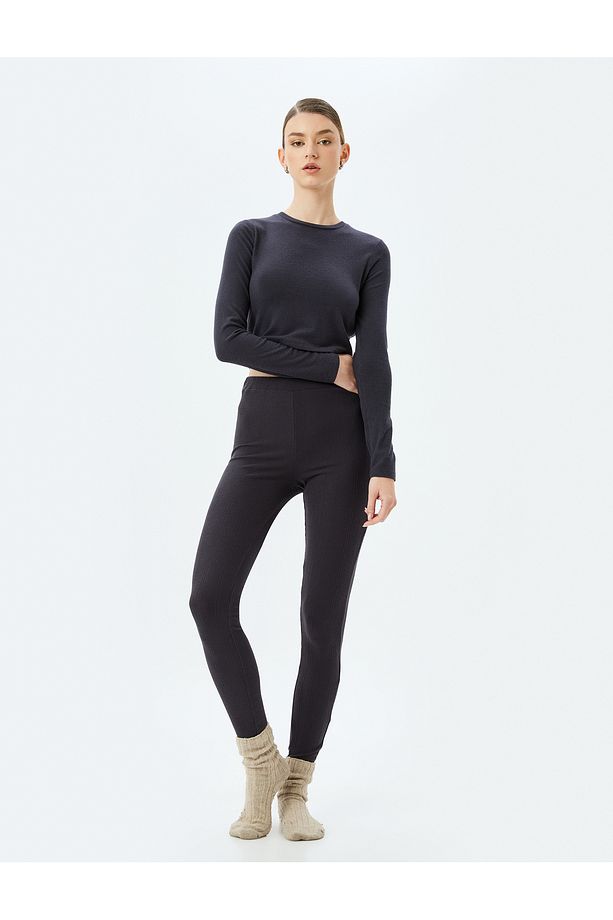 Uzun Kollu Bisiklet Yaka Örgü Crop Pijama Üstü - 1
