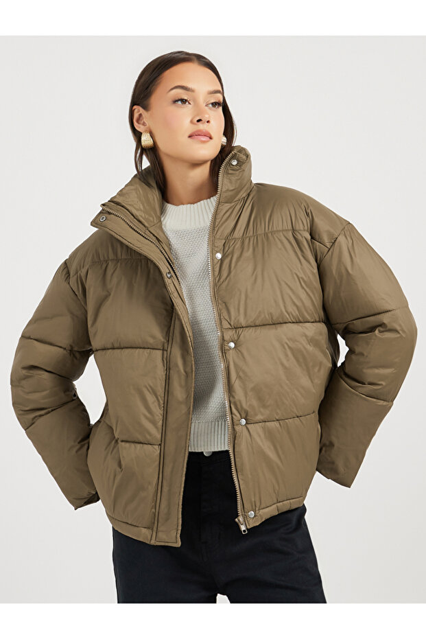 سترة مبطنة كبيرة الحجم بطول عادي - 1