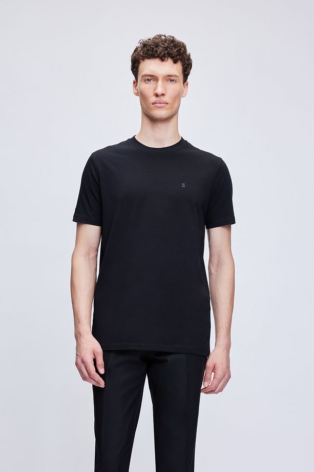 Siyah Regular Fit Bisiklet Yaka Pamuklu Tişört - 1
