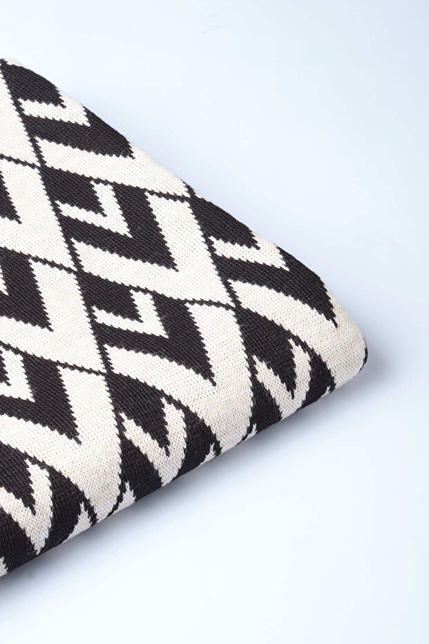 V Desenli Triko Şal - 4