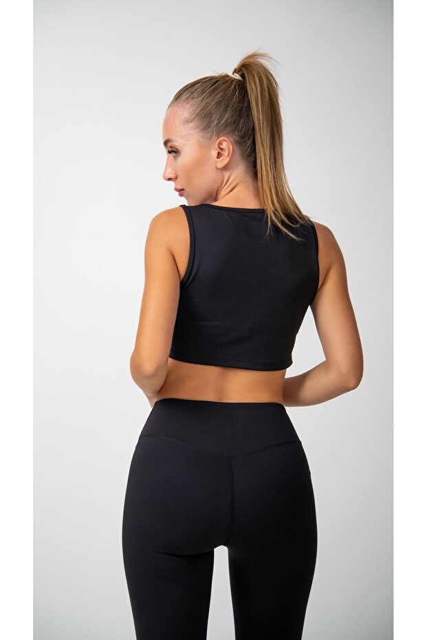 Μαύρο αμάνικο μπλουζάκι - 3