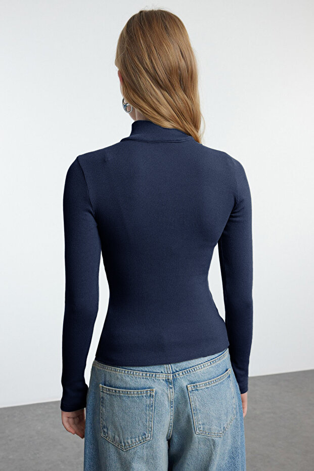Lacivert Fitted/vücuda Oturan Fermuarlı Yaka Esnek Örme Bluz TWOAW25BZ00163 - 5