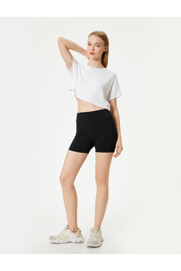 Crew Neck Crop Sports T-Shirt - Short Sleeve