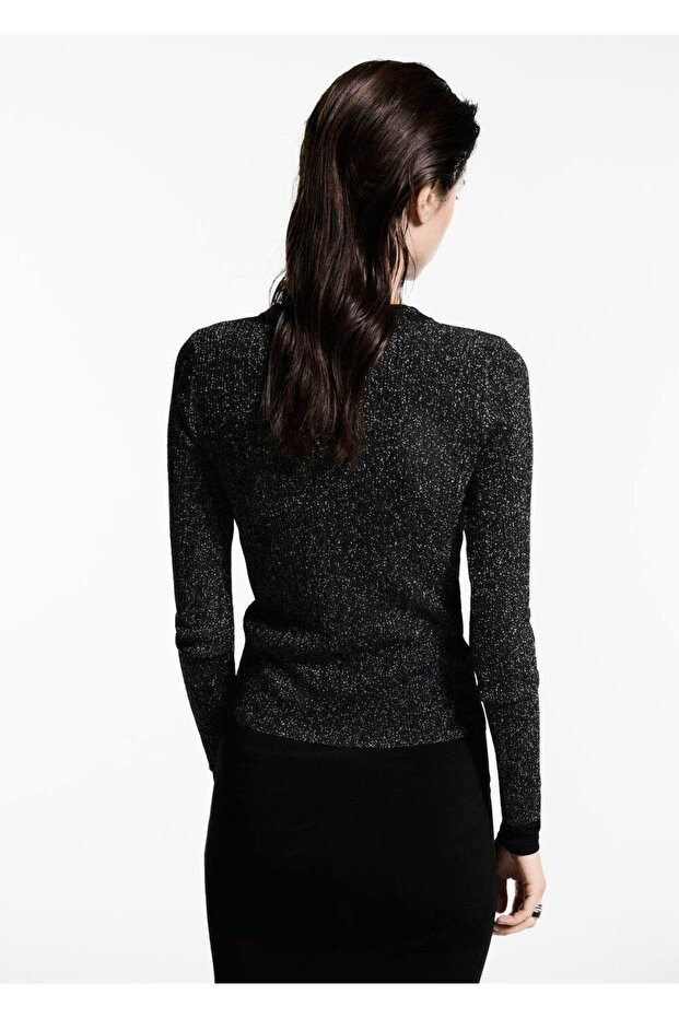 Yuvarlak yakalı simli kazak - 4