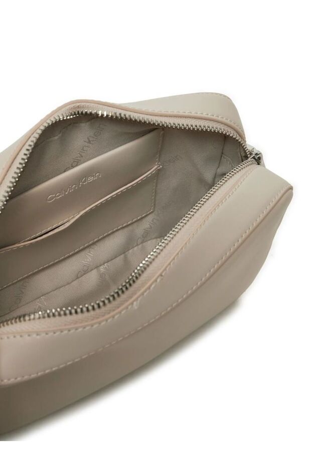 EMBOSSED LOGO CAMERA BAG - 3