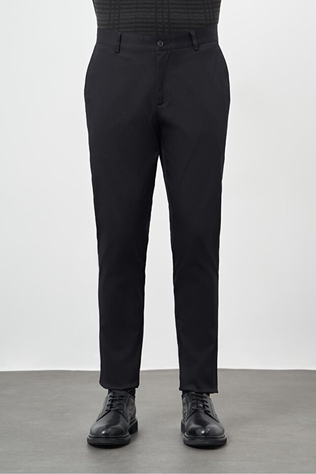 Men's Black Cotton Comfort Fit Chino Trousers with Side Pockets 1003245164
