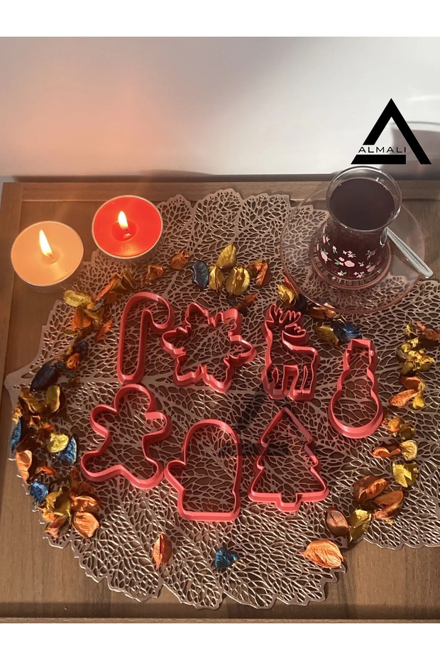 مجموعة قوالب كوكيز بطابع عيد الميلاد (7 قطع)