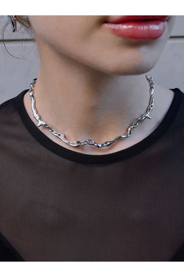 Soyut Şekilli Rodyum Choker Kolye - 5