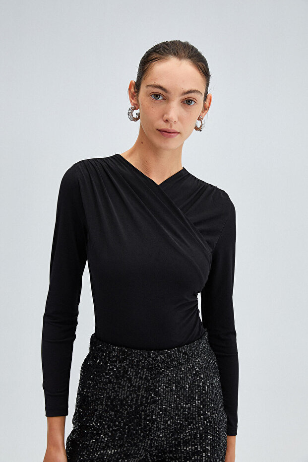 ZÁVĚSNÝ PLOT TĚLESO PLOT - 1