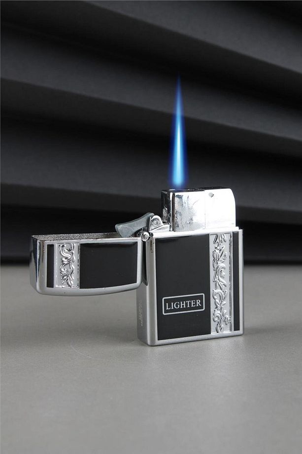 Kapaklı Gümüş Işlemeli Güçlü Torch Siyah Gazlı Çakmak Caksm049m - 1