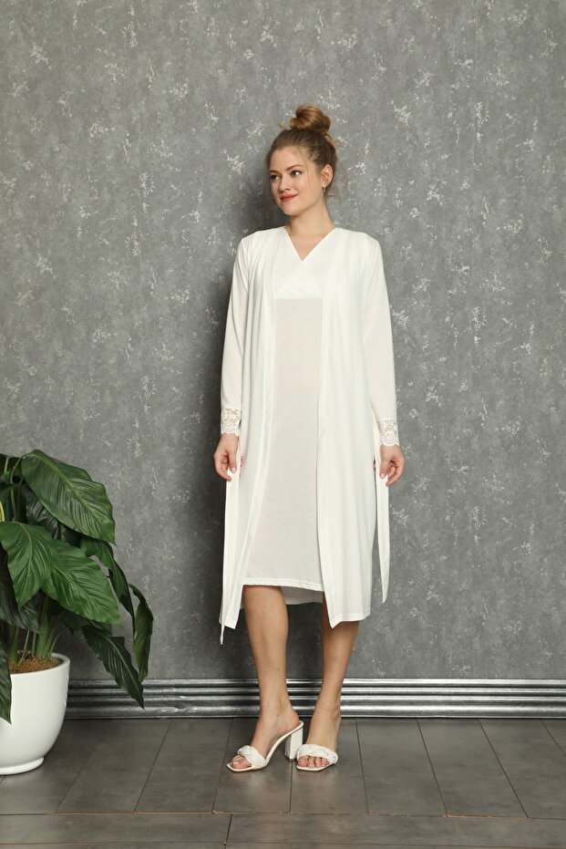 Cotton women's nightgown with lace trim and sleeveless design