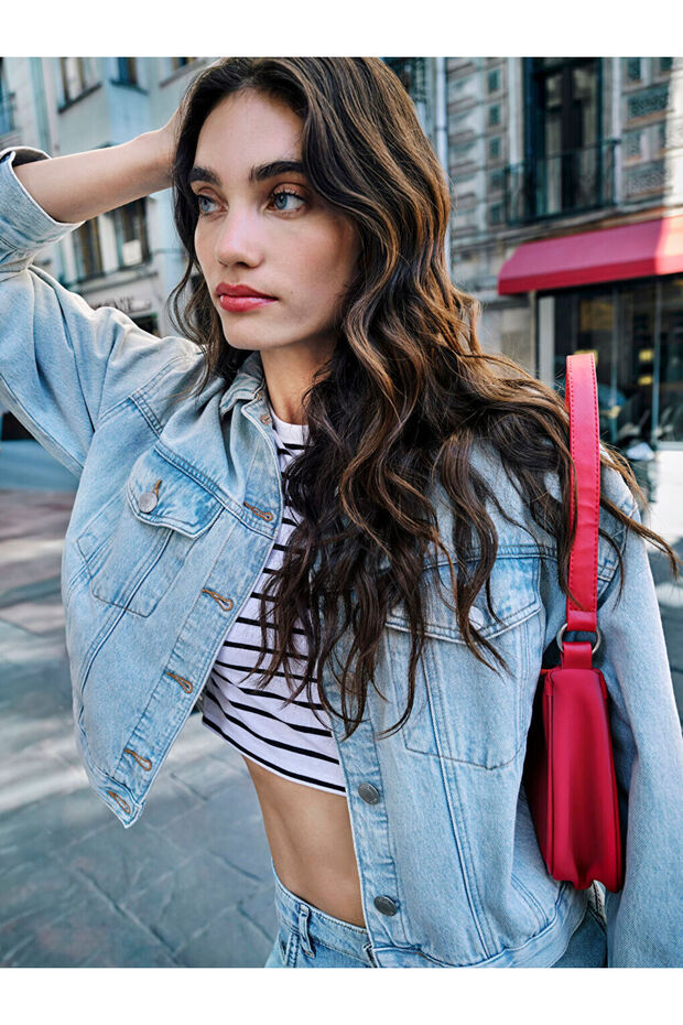 Lw - Shirt Collar Women's Jean Jacket