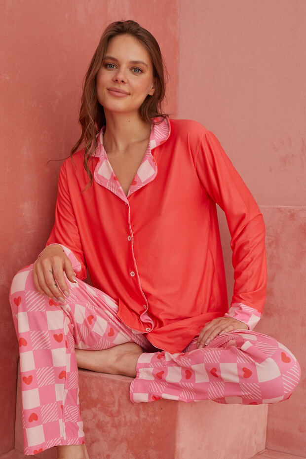 Nar Çiçeği Ekose Desenli Önden Düğmeli Uzun Kollu Örme Pijama Takımı - 1