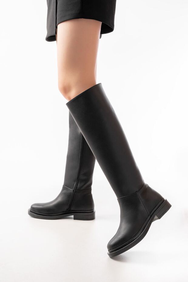 2024-3007 Black Zippered Casual Women's Boots