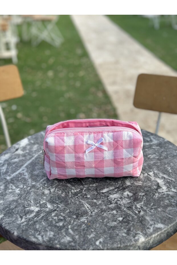 حقيبة قلم رصاص بنمط مربع وردي - 3