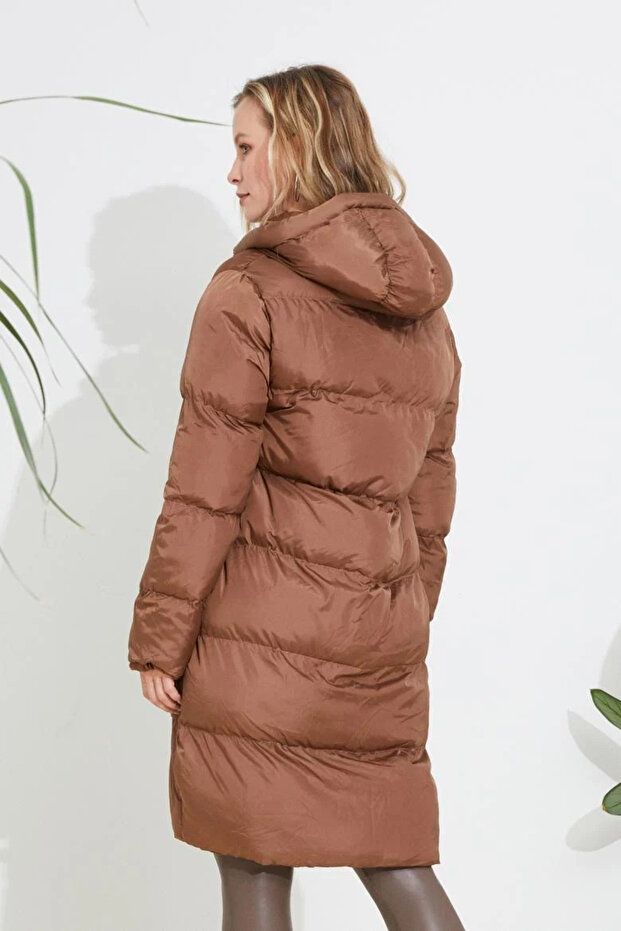 Kadın Kapüşonlu Kapitone Mont - 3