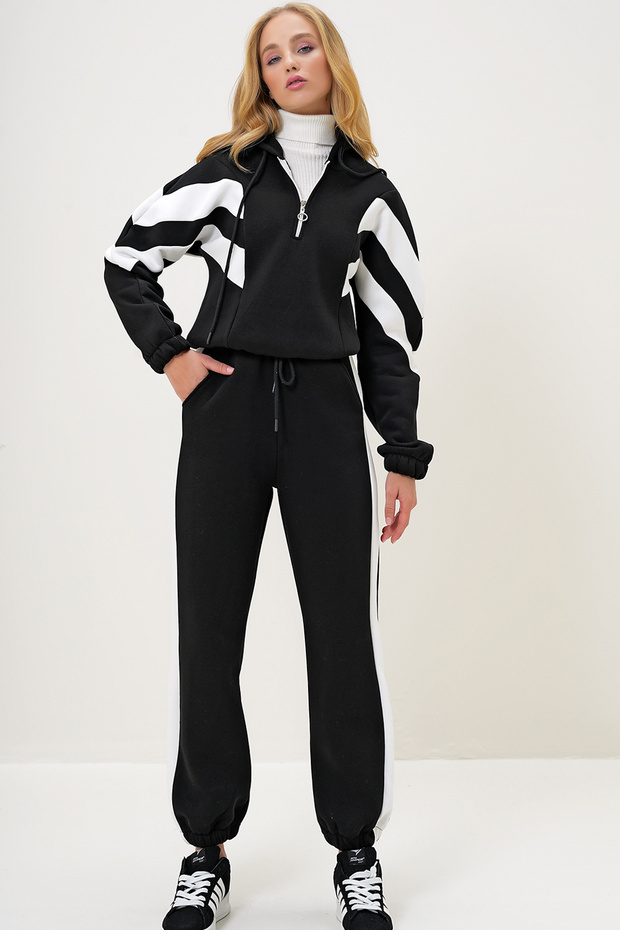 Women's Black Hooded Half Zipper Sweatshirt and Elastic Leg Tracksuit Set Alc-X13093