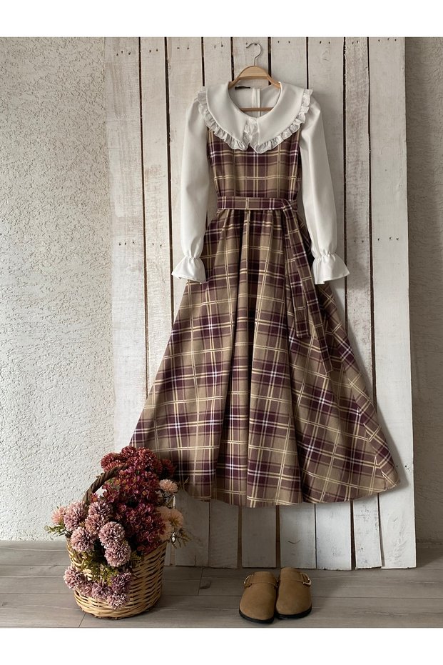 Long Cream-Burgundy Plaid Gilet-Fisto Collar White Blouse Set (Set of 2)