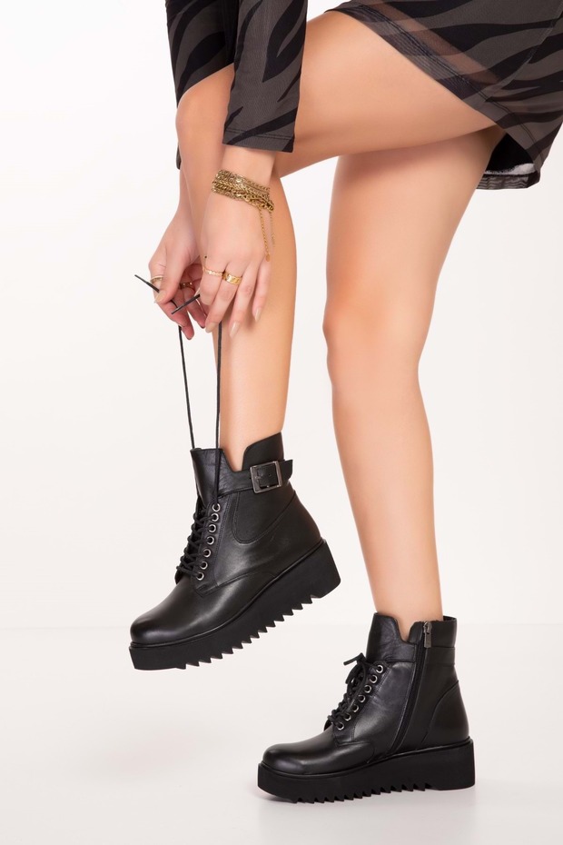 Women's Genuine Leather Wedge Heeled Lightweight Boots Ast.8525