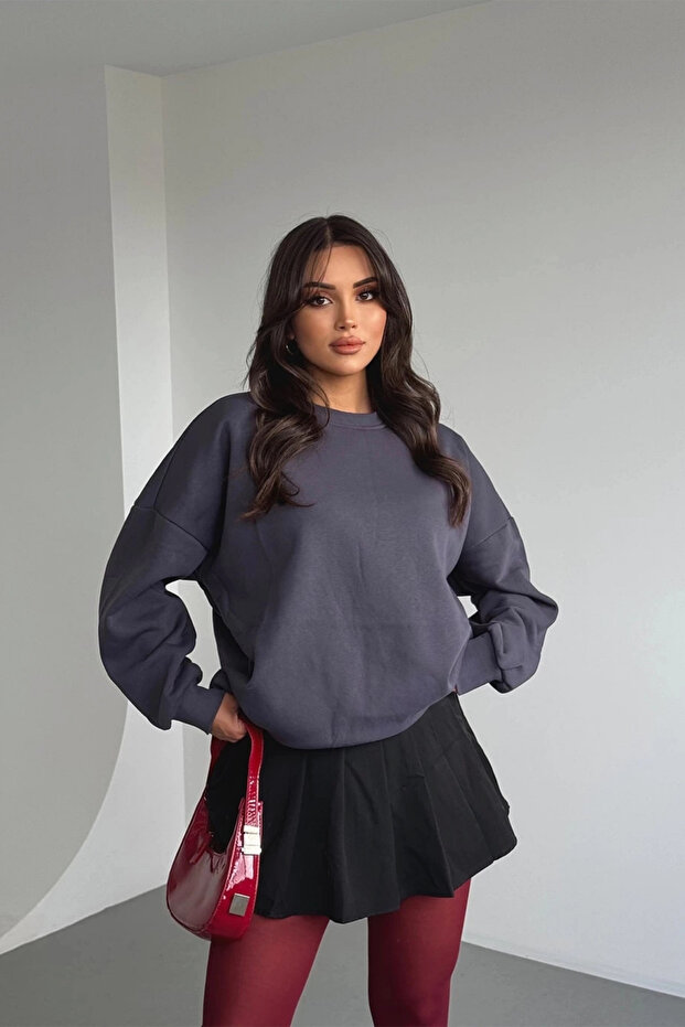 Three Thread Raised Basic Sweat - 1