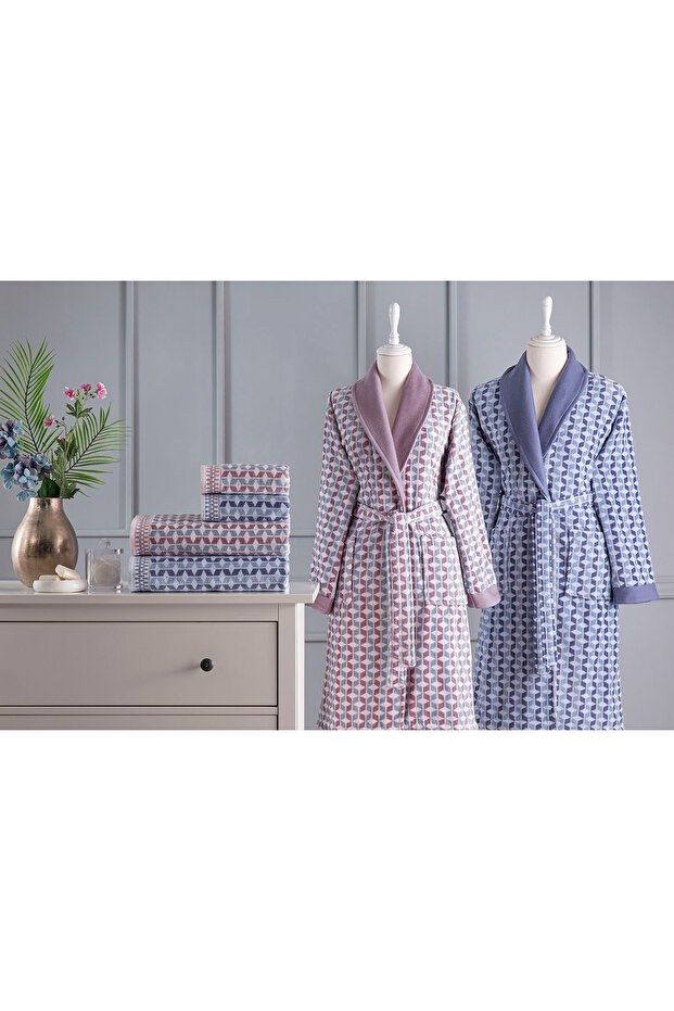 Cuatro Bordes Kadife Aile Seti - 3