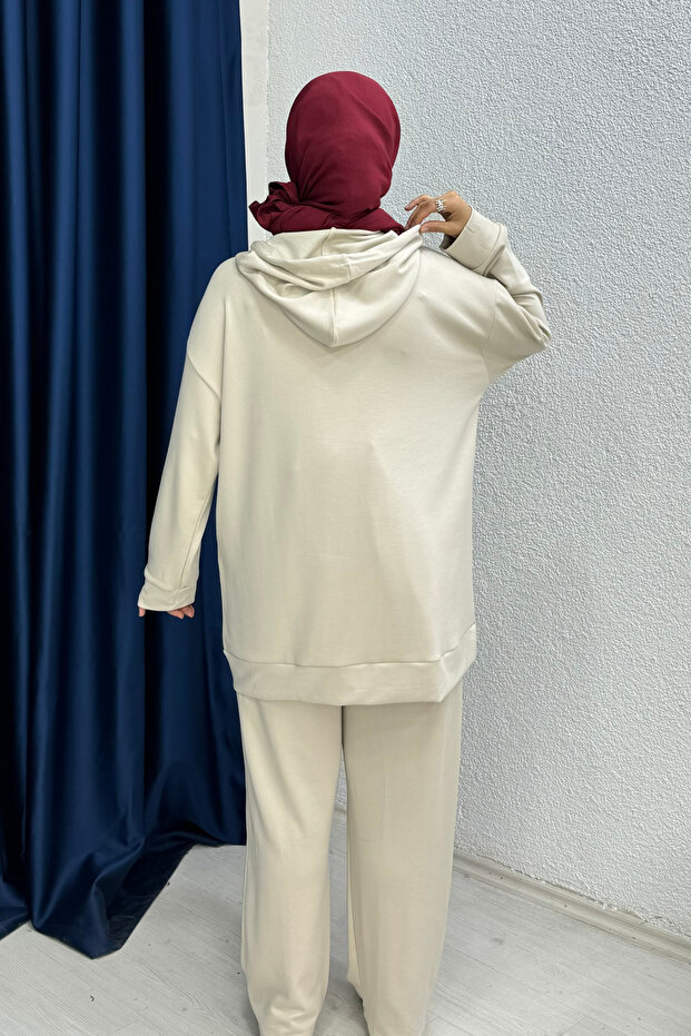 Kapışonlu Eşofman Takımı - 5