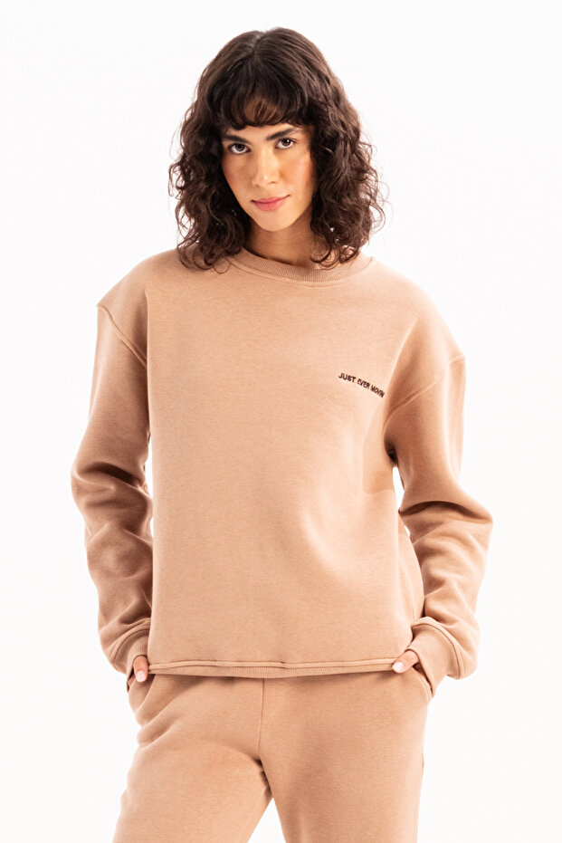 Crew Neck Embroidered Mink Women's Sweatshirt with Fleece Inside - Rigil