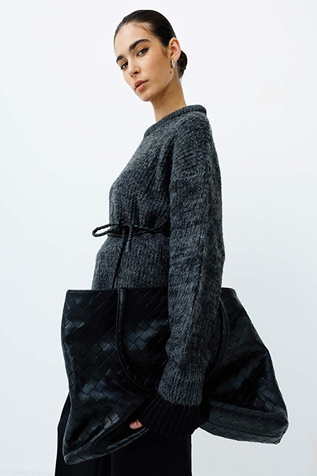 Basic Black Sweater - 4