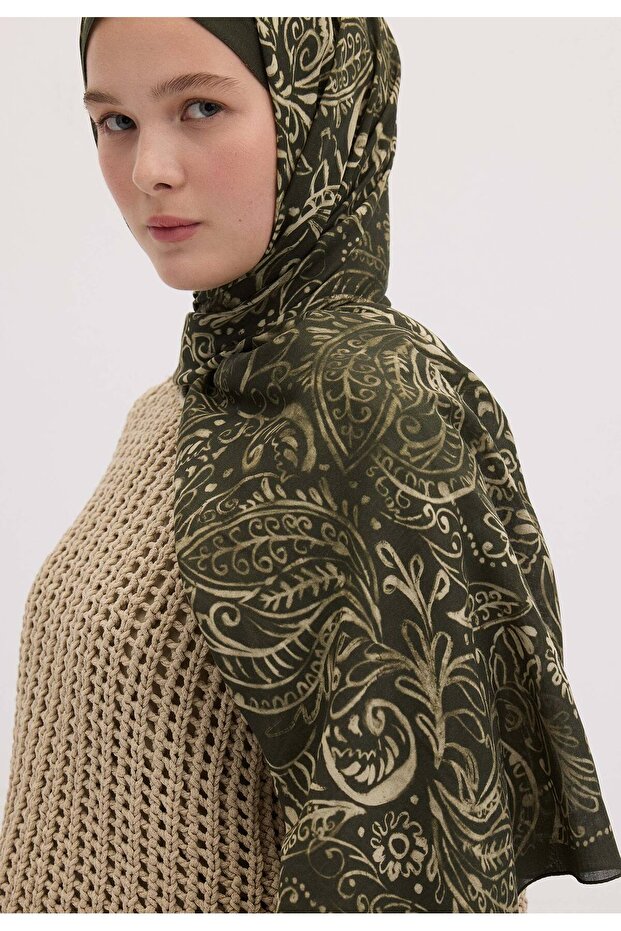 Freesia Patterned Shawl - 3